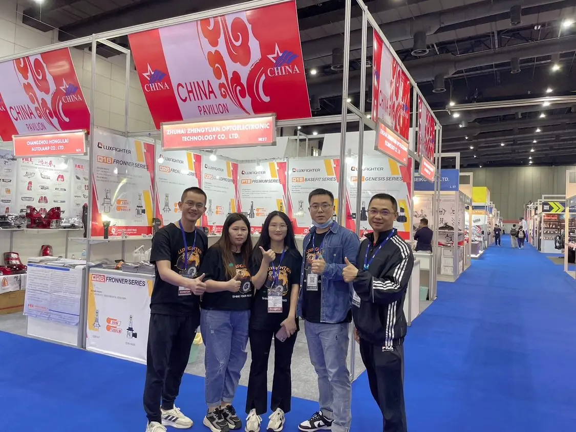 Lemari Luxfighter LED yang bersinar Thailand Tapa 2023